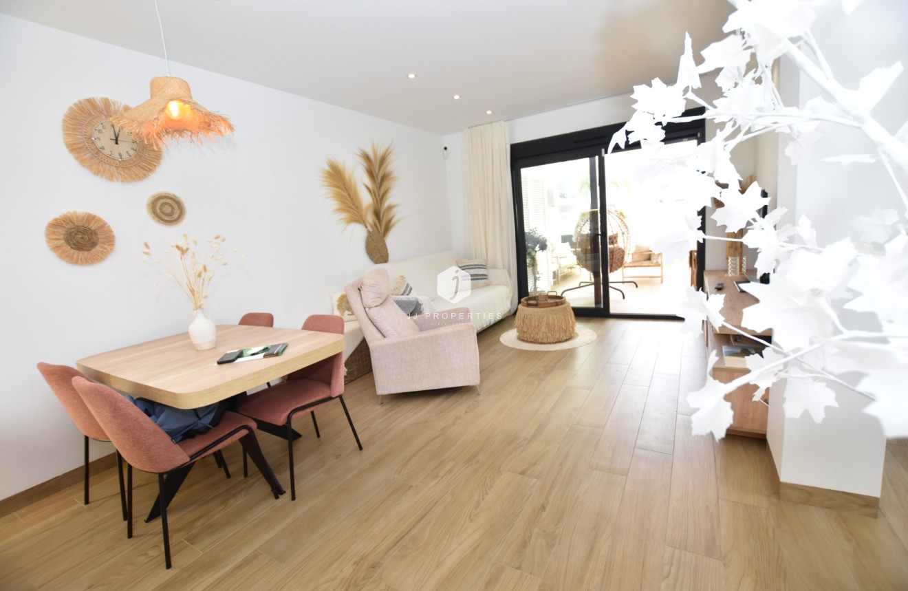 Segunda mano - Apartamento / piso -
Torrevieja - Costa Blanca