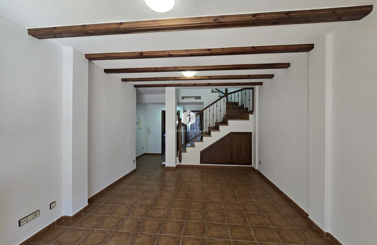 Segunda mano - Villa -
Algorfa - Inland