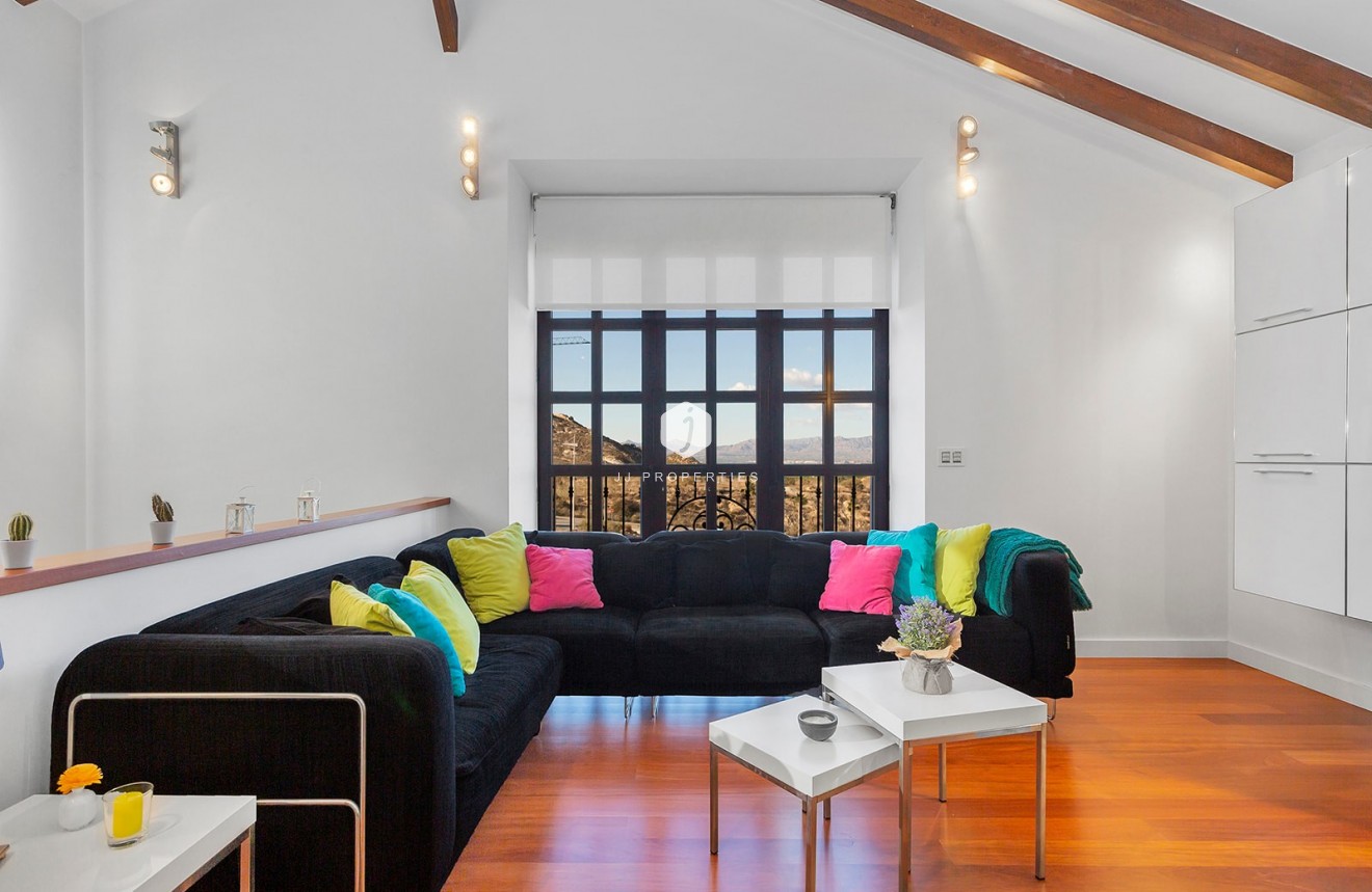 Segunda mano - Villa -
Algorfa - Inland