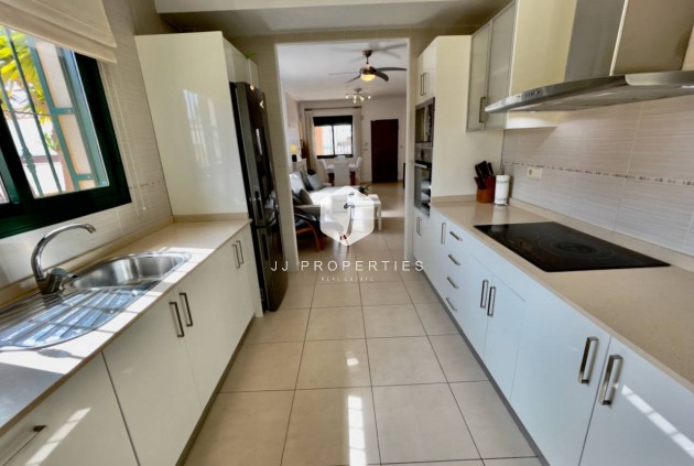 Segunda mano - Villa -
Ciudad Quesada - Costa Blanca