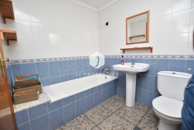 Segunda mano - Apartamento / piso -
Rojales - Inland