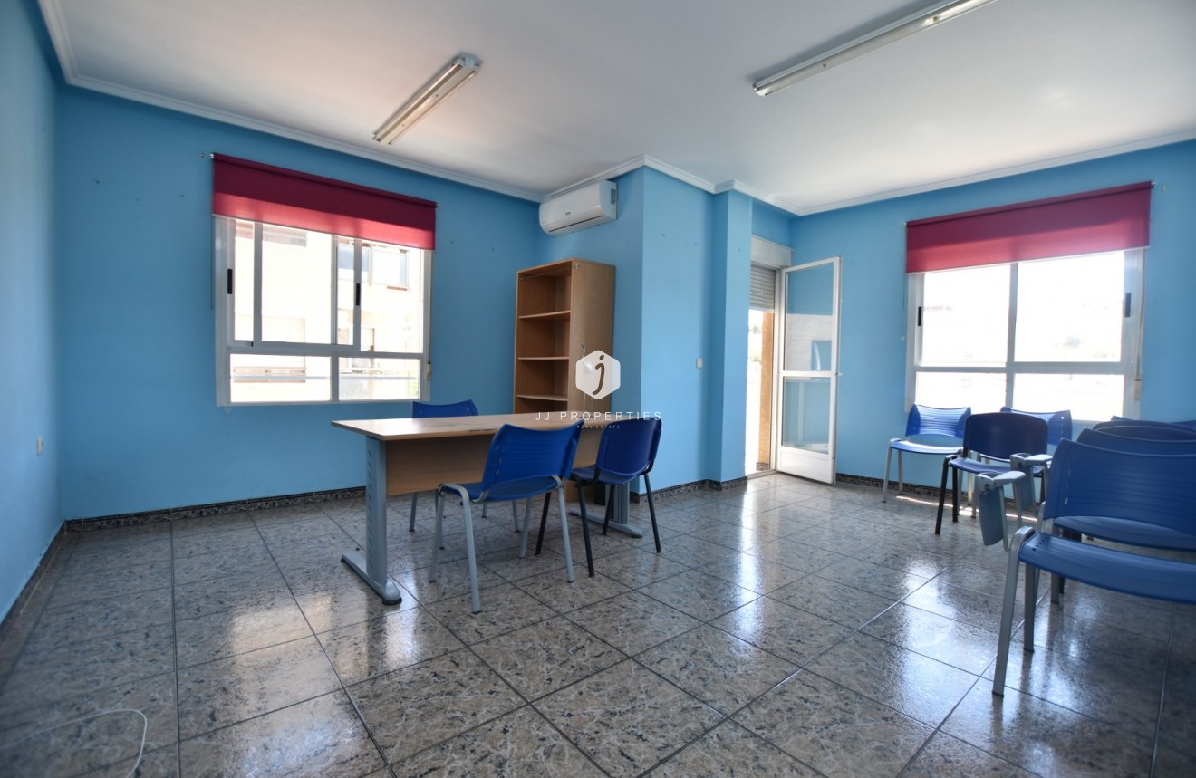 Segunda mano - Apartamento / piso -
Rojales - Inland