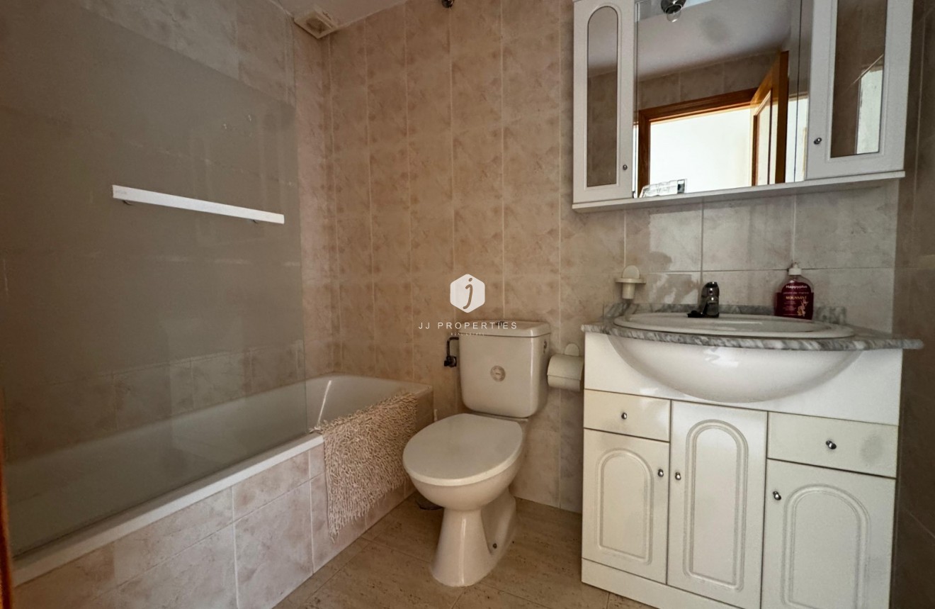 Segunda mano - Apartamento / piso -
San Miguel de Salinas - Inland