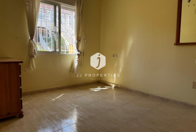 Segunda mano - Apartamento / piso -
San Miguel de Salinas - Inland