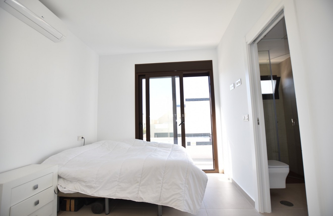 D'occasion - Villa -
Benijofar - Costa Blanca