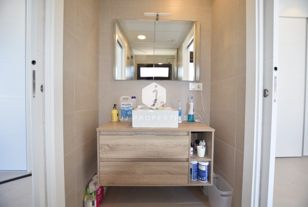 D'occasion - Villa -
Benijofar - Costa Blanca