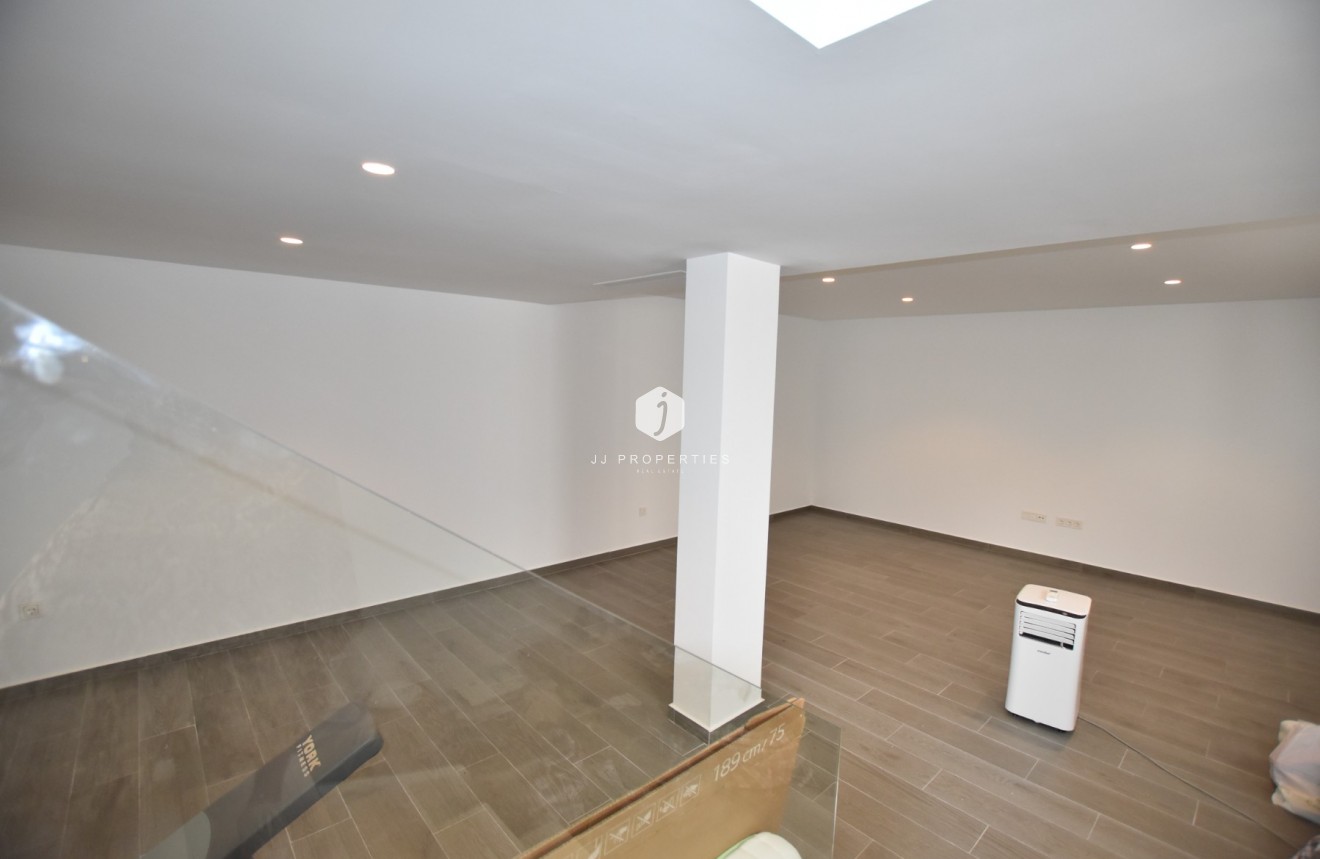 D'occasion - Villa -
Benijofar - Costa Blanca