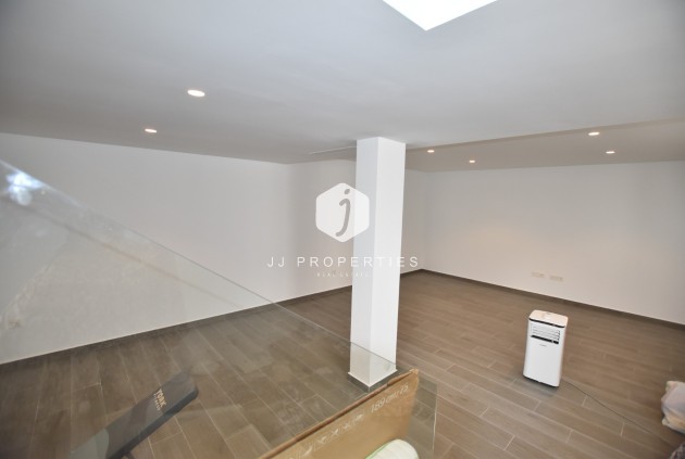 D'occasion - Villa -
Benijofar - Costa Blanca