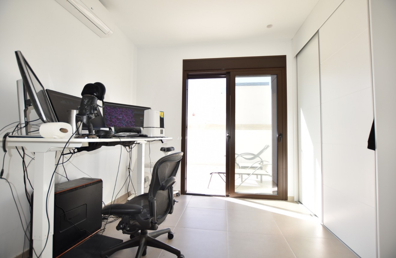 D'occasion - Villa -
Benijofar - Costa Blanca