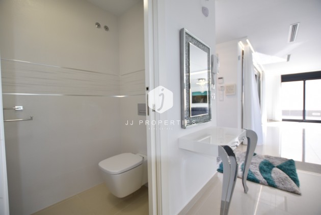 Segunda mano - Villa -
San Miguel de Salinas - Inland