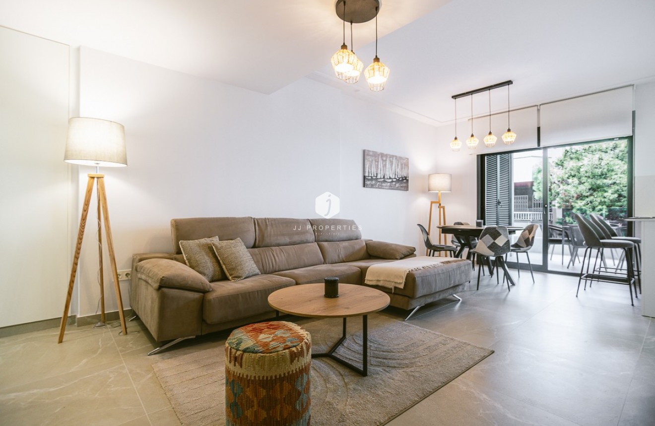 D'occasion - Appartement -
Torrevieja - Costa Blanca