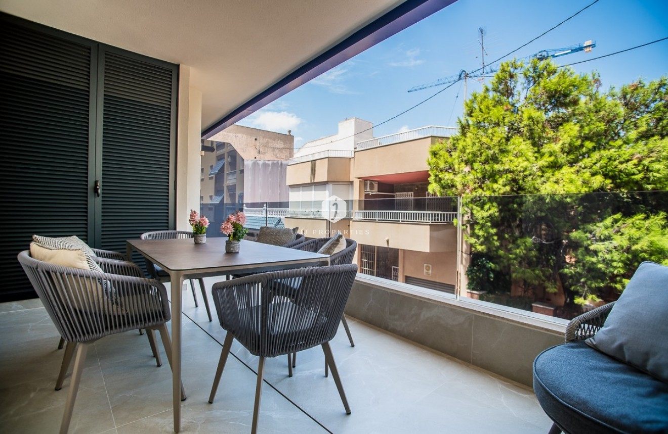 D'occasion - Appartement -
Torrevieja - Costa Blanca