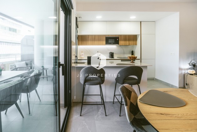 D'occasion - Appartement -
Torrevieja - Costa Blanca