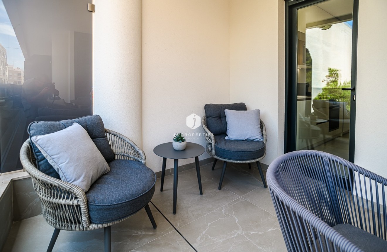 D'occasion - Appartement -
Torrevieja - Costa Blanca