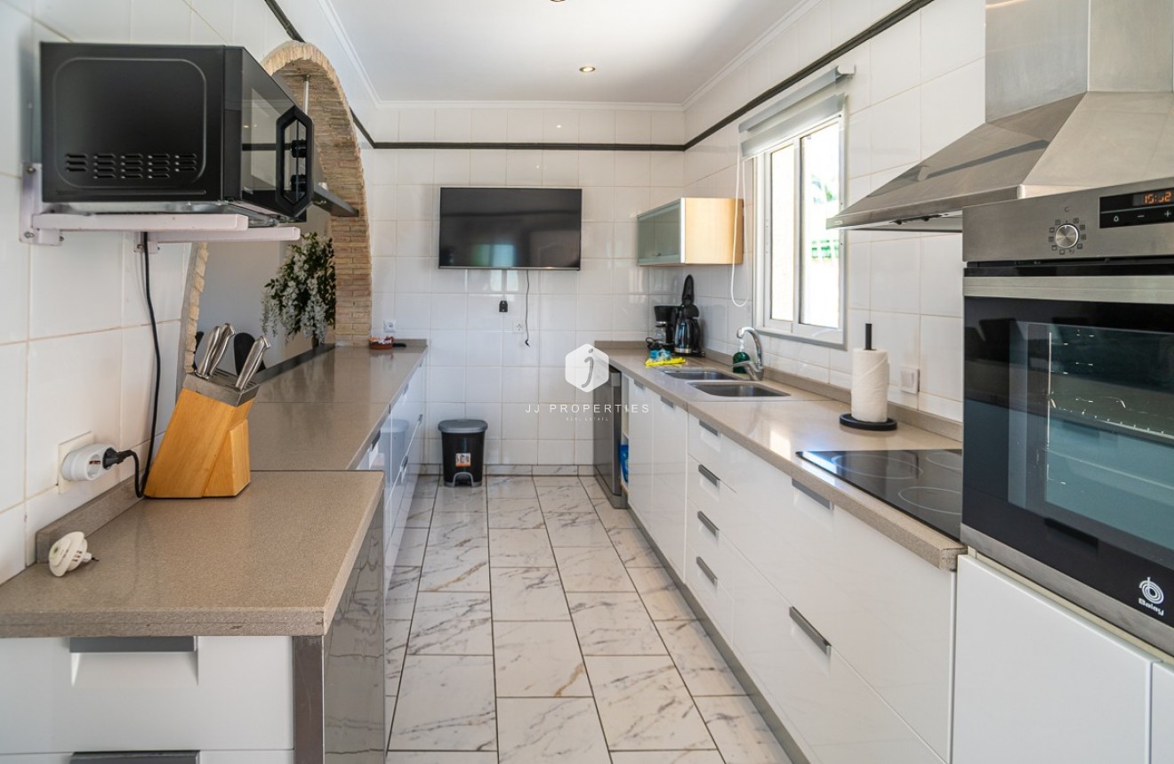 Segunda mano - Villa -
Torrevieja - Costa Blanca