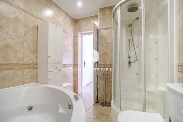 Segunda mano - Villa -
Torrevieja - Costa Blanca