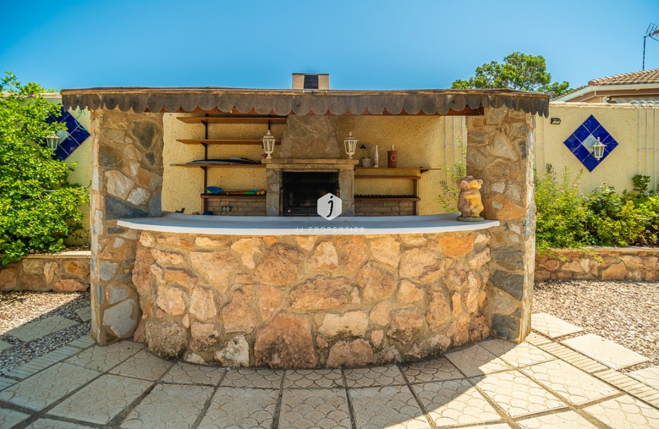 Segunda mano - Villa -
Torrevieja - Costa Blanca