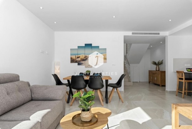 Tweedehands - Villa -
San Miguel de Salinas - Inland