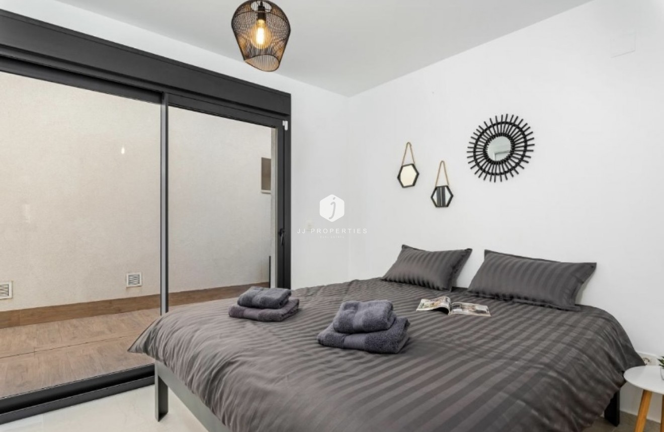 Tweedehands - Villa -
San Miguel de Salinas - Inland