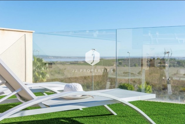 Tweedehands - Villa -
San Miguel de Salinas - Inland