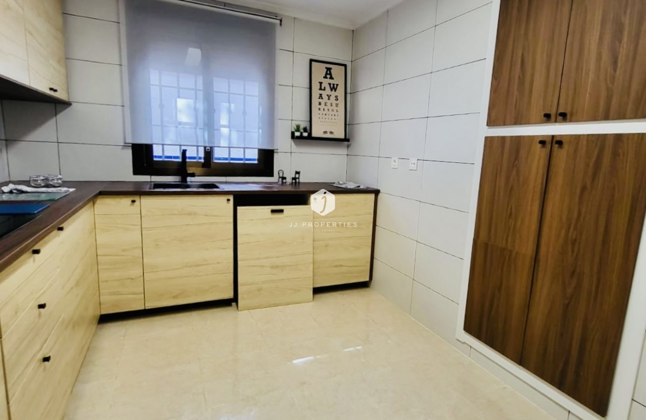 Segunda mano - Chalet -
San Miguel de Salinas - Inland