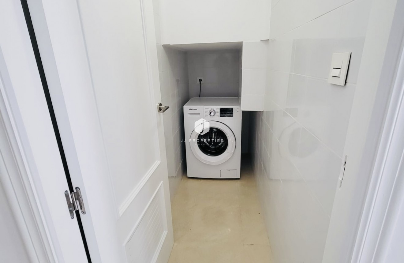 Segunda mano - Chalet -
San Miguel de Salinas - Inland