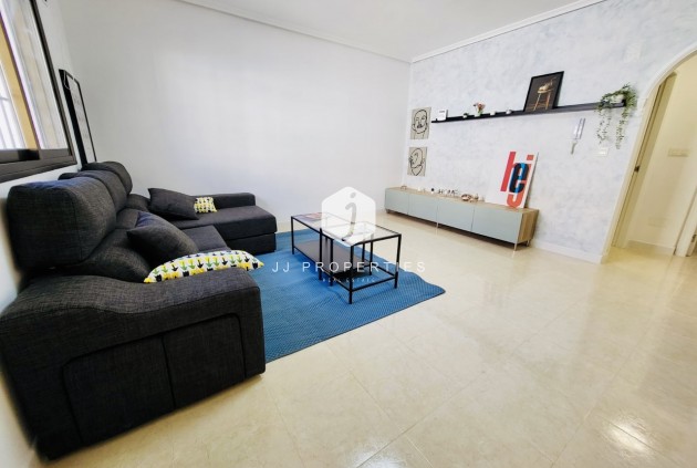 Segunda mano - Chalet -
San Miguel de Salinas - Inland