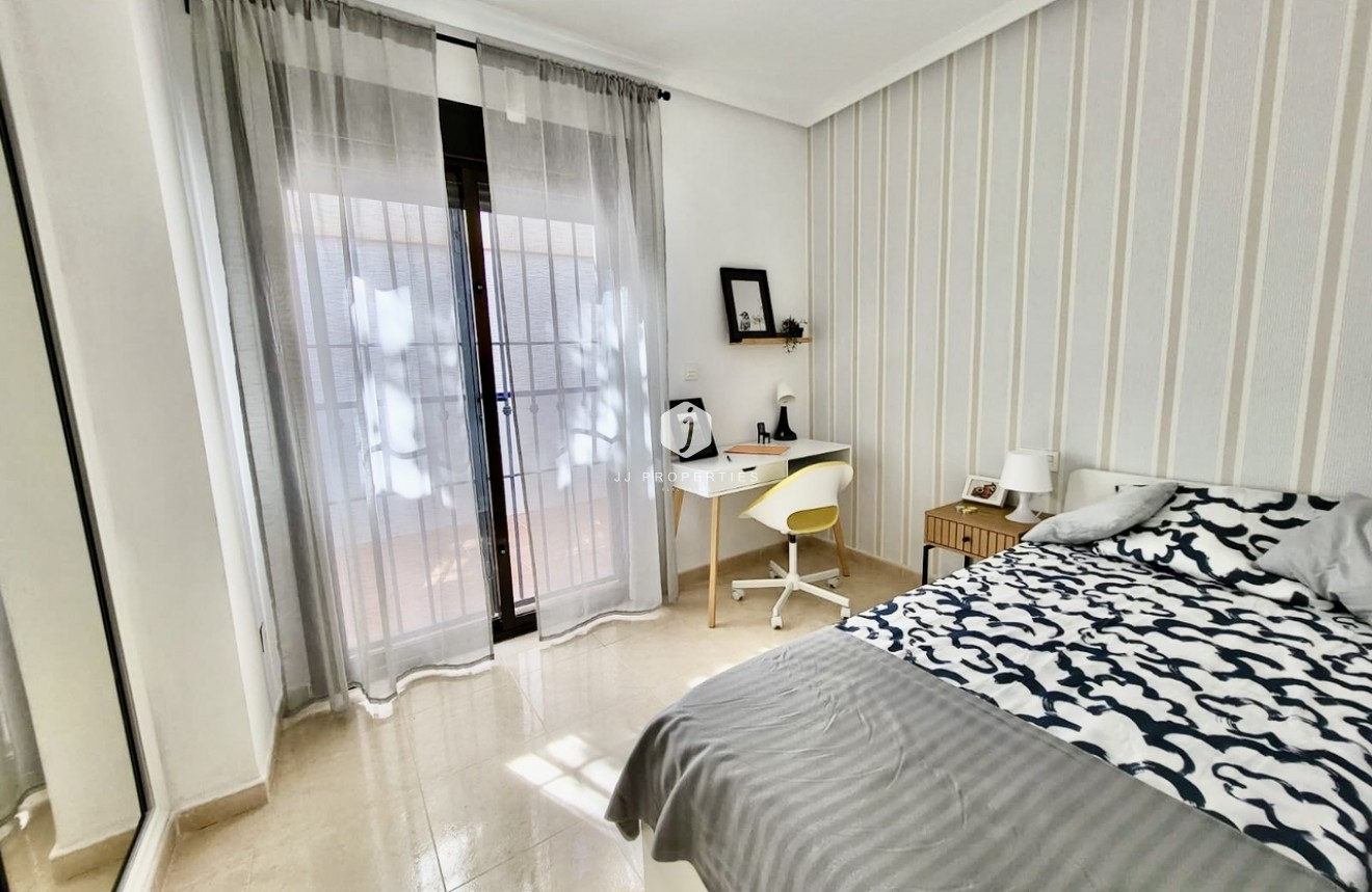 Segunda mano - Chalet -
San Miguel de Salinas - Inland