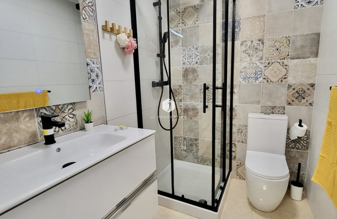 Segunda mano - Chalet -
San Miguel de Salinas - Inland