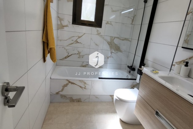 Segunda mano - Chalet -
San Miguel de Salinas - Inland