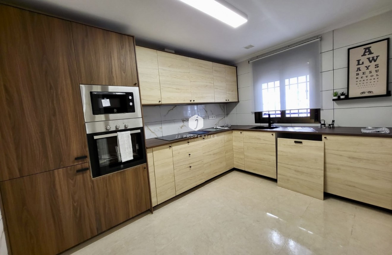 Segunda mano - Chalet -
San Miguel de Salinas - Inland