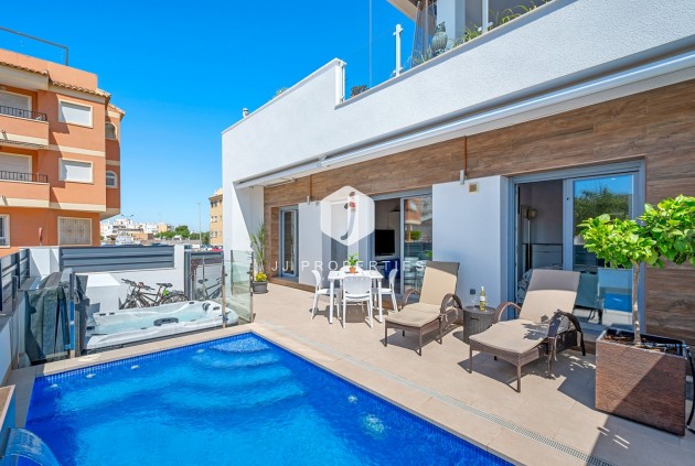 Segunda mano - Chalet -
Formentera del Segura - Costa Blanca