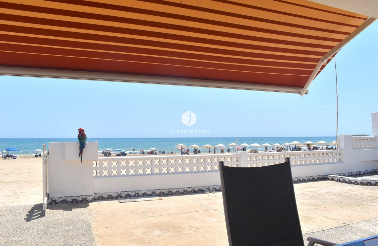 D'occasion - Villa -
Guardamar del Segura - Costa Blanca