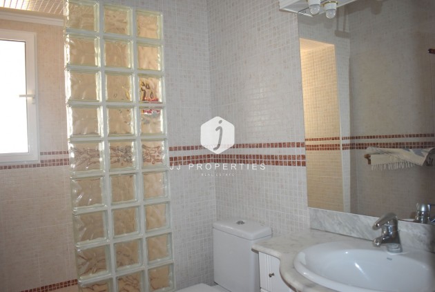 D'occasion - Villa -
Guardamar del Segura - Costa Blanca