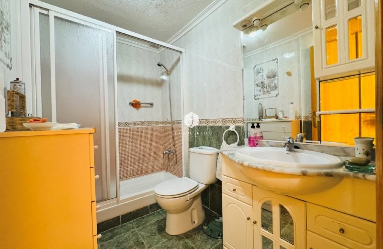 Aus zweiter Hand - Wohnung -
La Mata - Costa Blanca