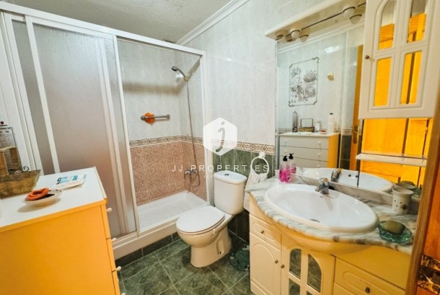 Aus zweiter Hand - Wohnung -
La Mata - Costa Blanca