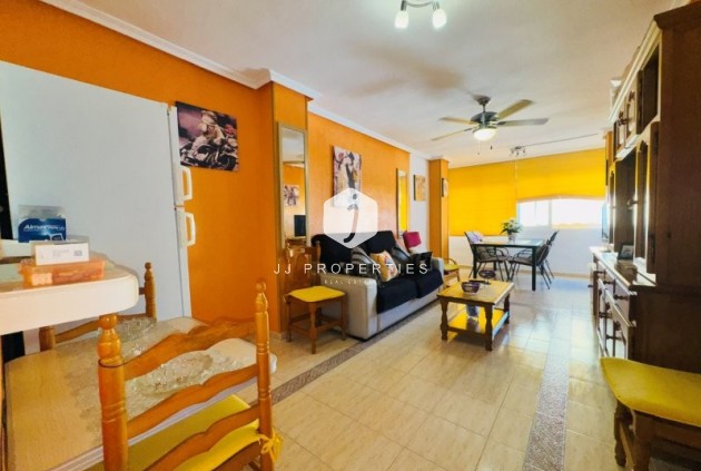 Aus zweiter Hand - Wohnung -
La Mata - Costa Blanca