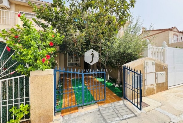 Segunda mano - Duplex -
Torrevieja - Costa Blanca