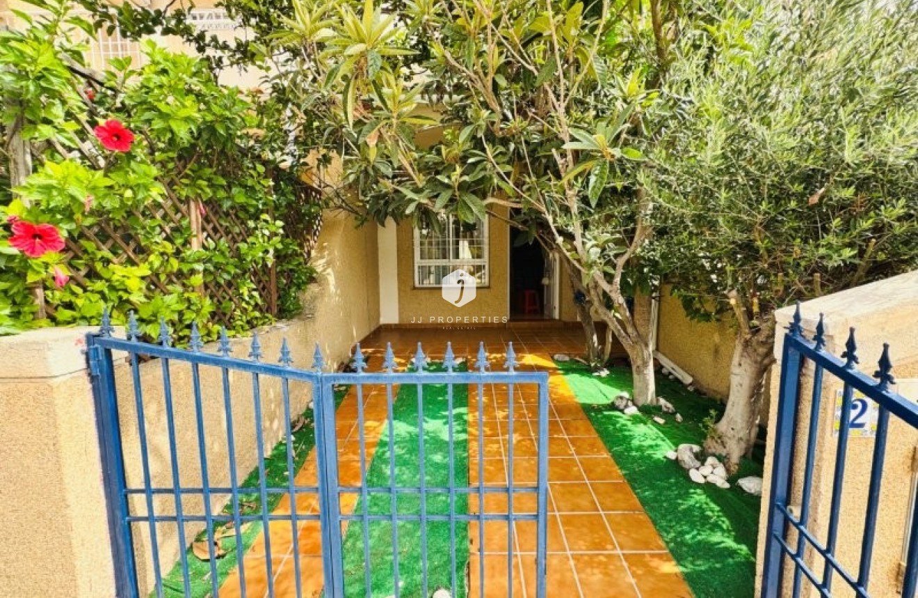 Segunda mano - Duplex -
Torrevieja - Costa Blanca