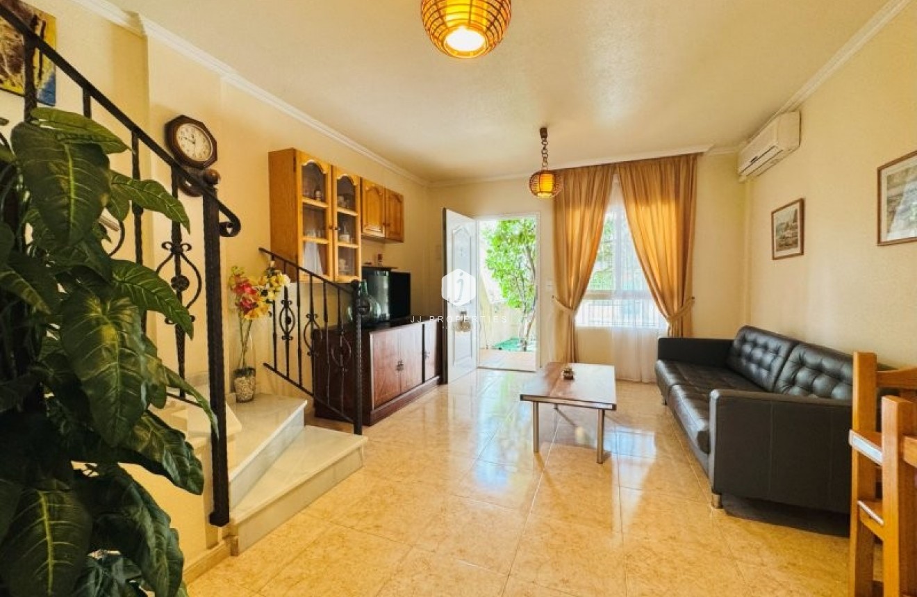 Segunda mano - Duplex -
Torrevieja - Costa Blanca