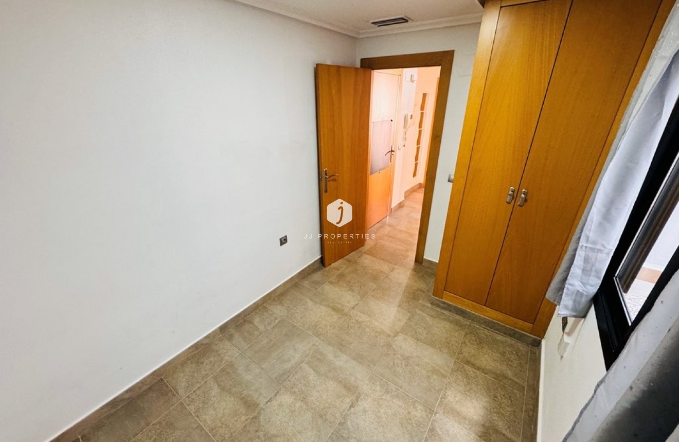 Segunda mano - Apartamento / piso -
La Mata - Costa Blanca