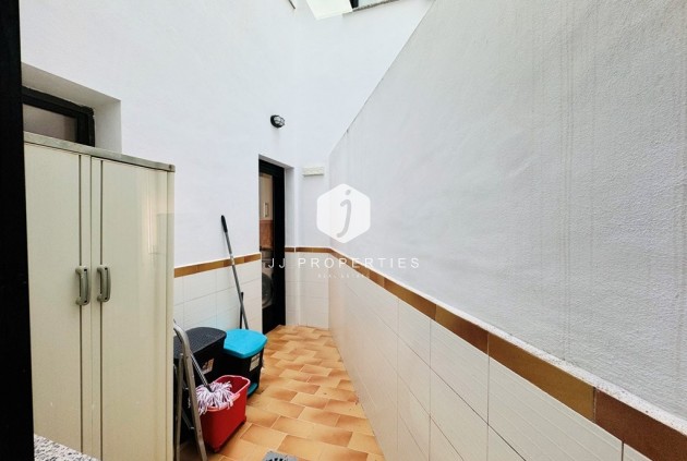 Segunda mano - Apartamento / piso -
La Mata - Costa Blanca