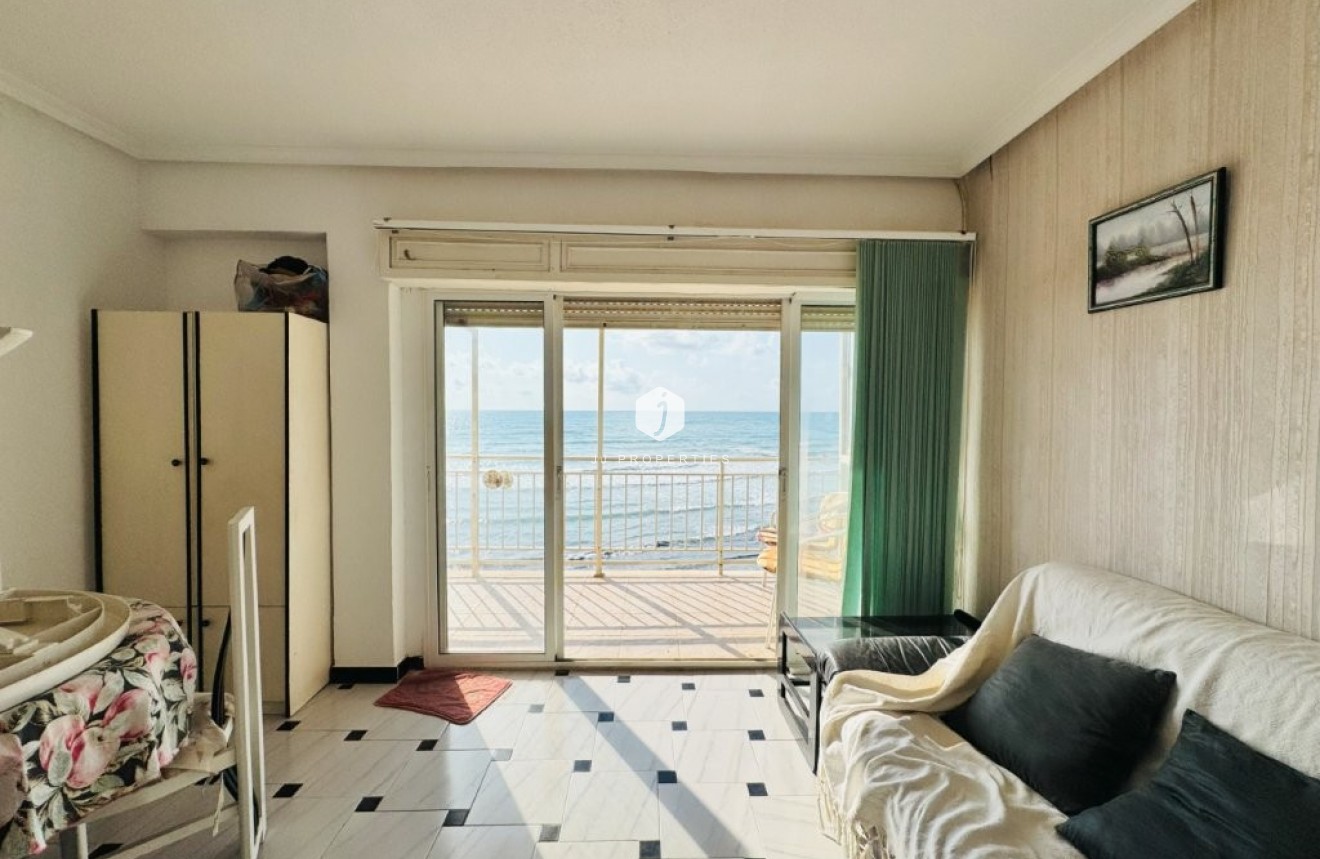 D'occasion - Appartement -
La Mata - Costa Blanca