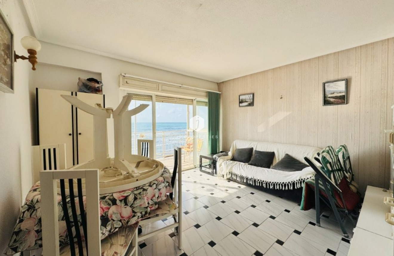 D'occasion - Appartement -
La Mata - Costa Blanca