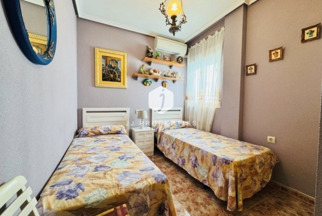 Aus zweiter Hand - Wohnung -
La Mata - Costa Blanca