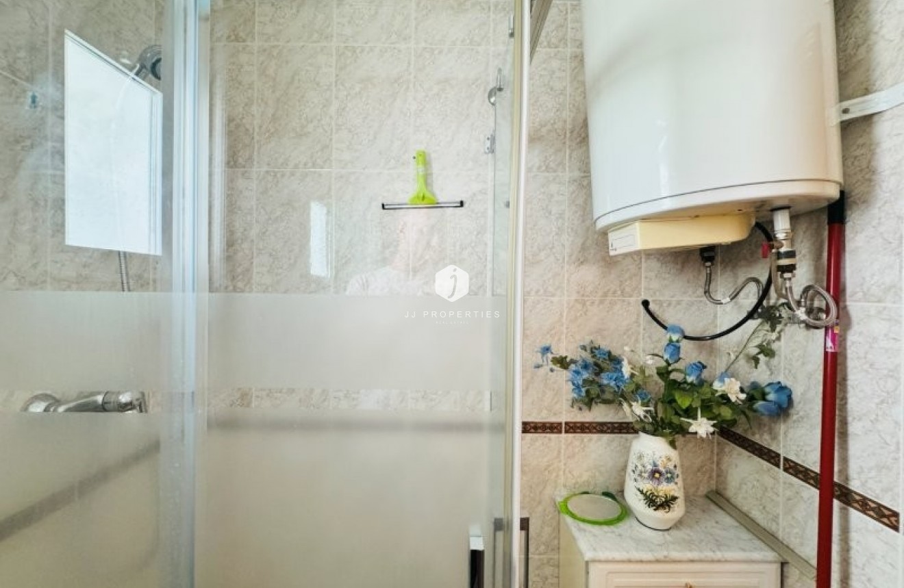 Aus zweiter Hand - Wohnung -
La Mata - Costa Blanca