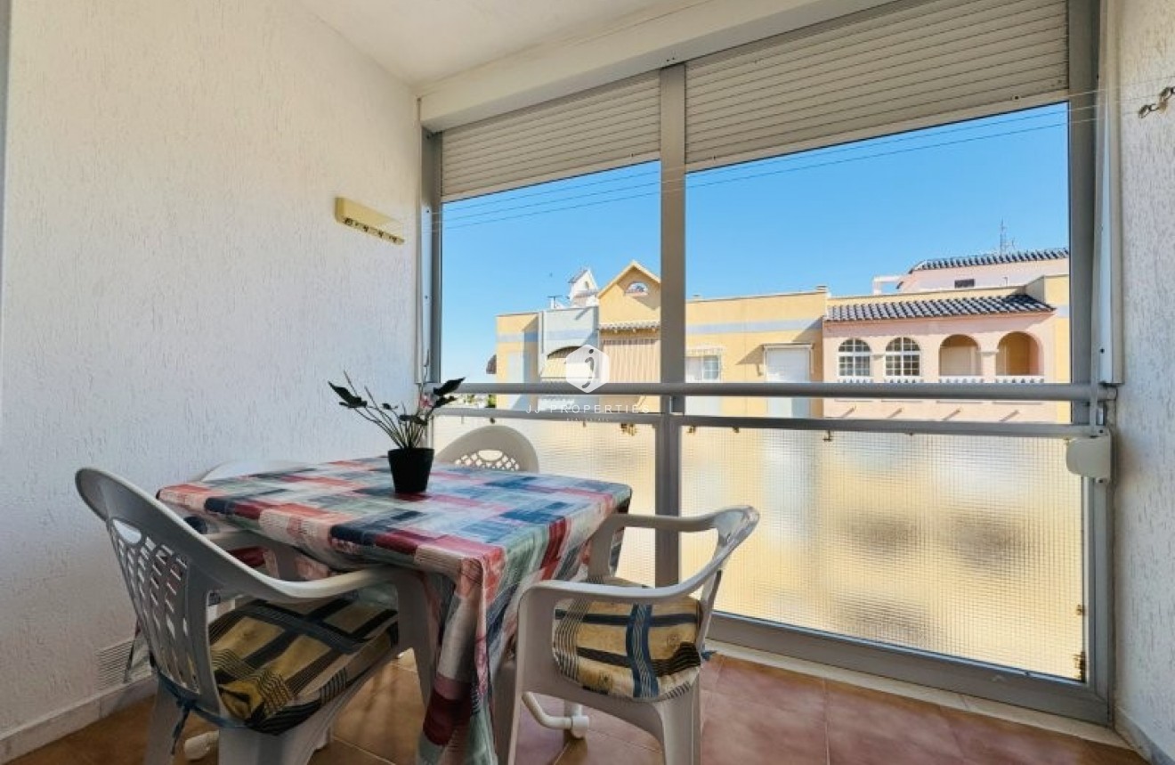 Segunda mano - Apartamento / piso -
La Mata - Costa Blanca