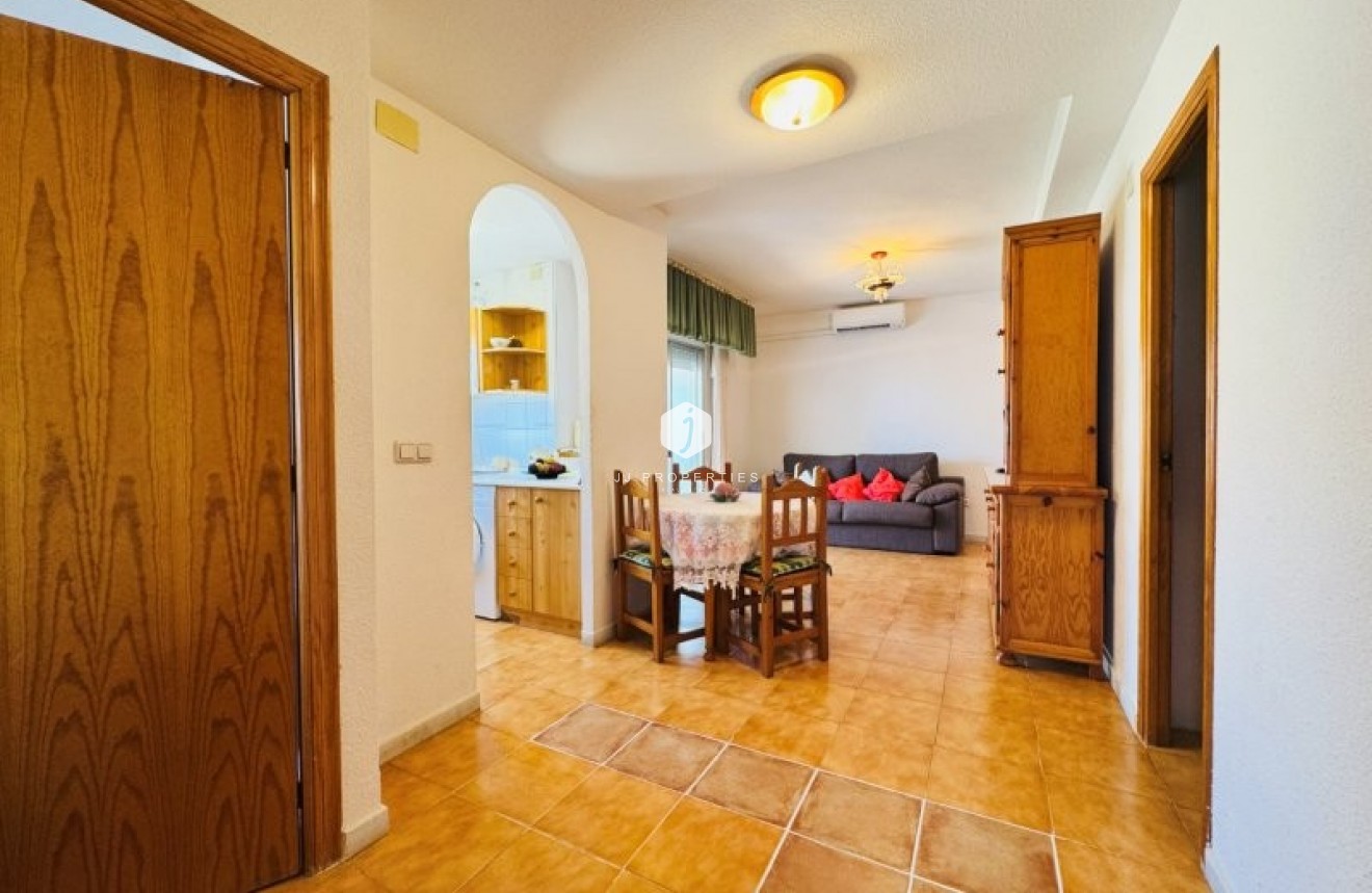 Segunda mano - Apartamento / piso -
La Mata - Costa Blanca