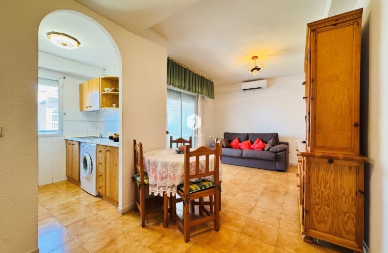 Segunda mano - Apartamento / piso -
La Mata - Costa Blanca