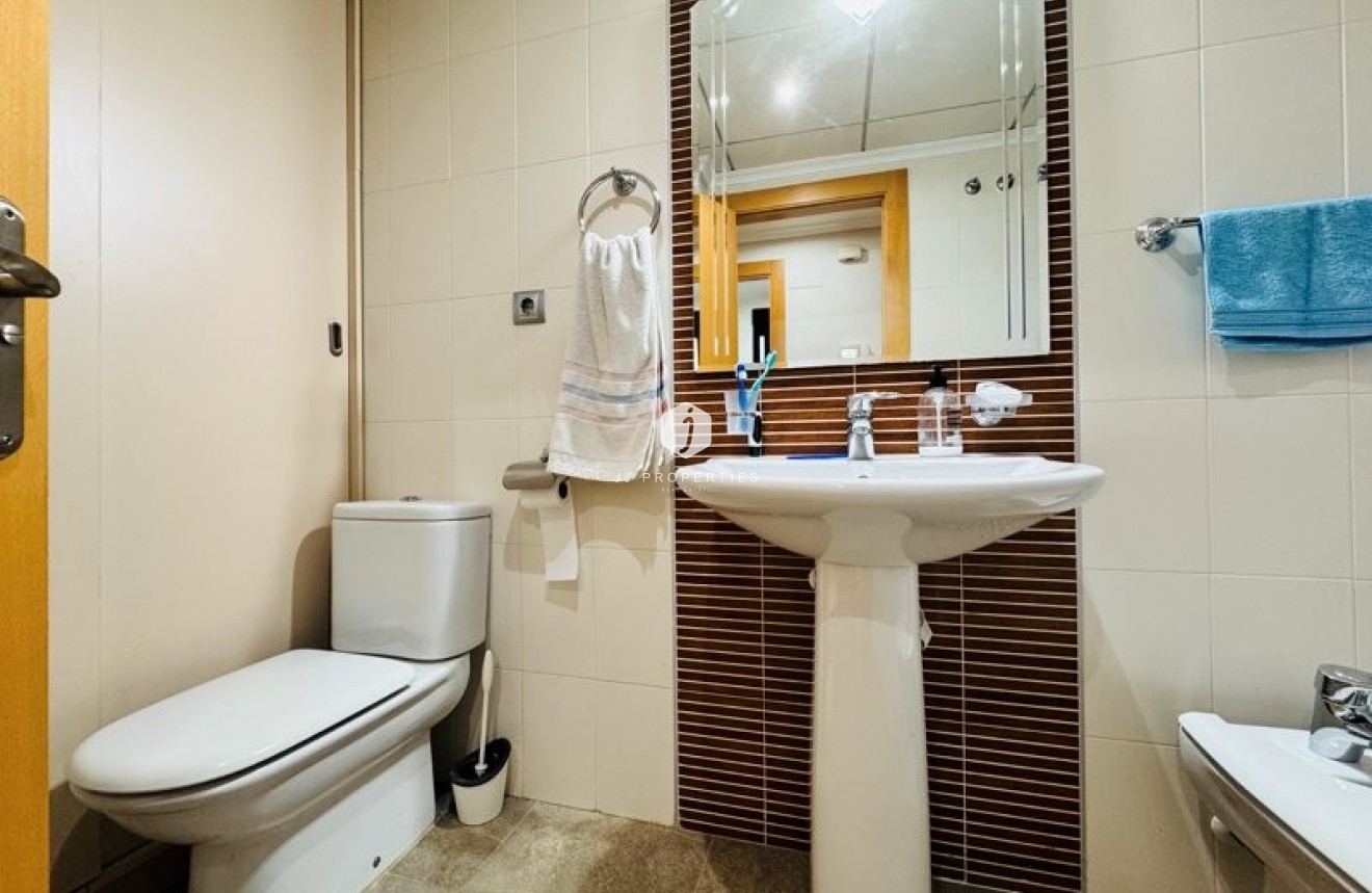 Aus zweiter Hand - Wohnung -
La Mata - Costa Blanca